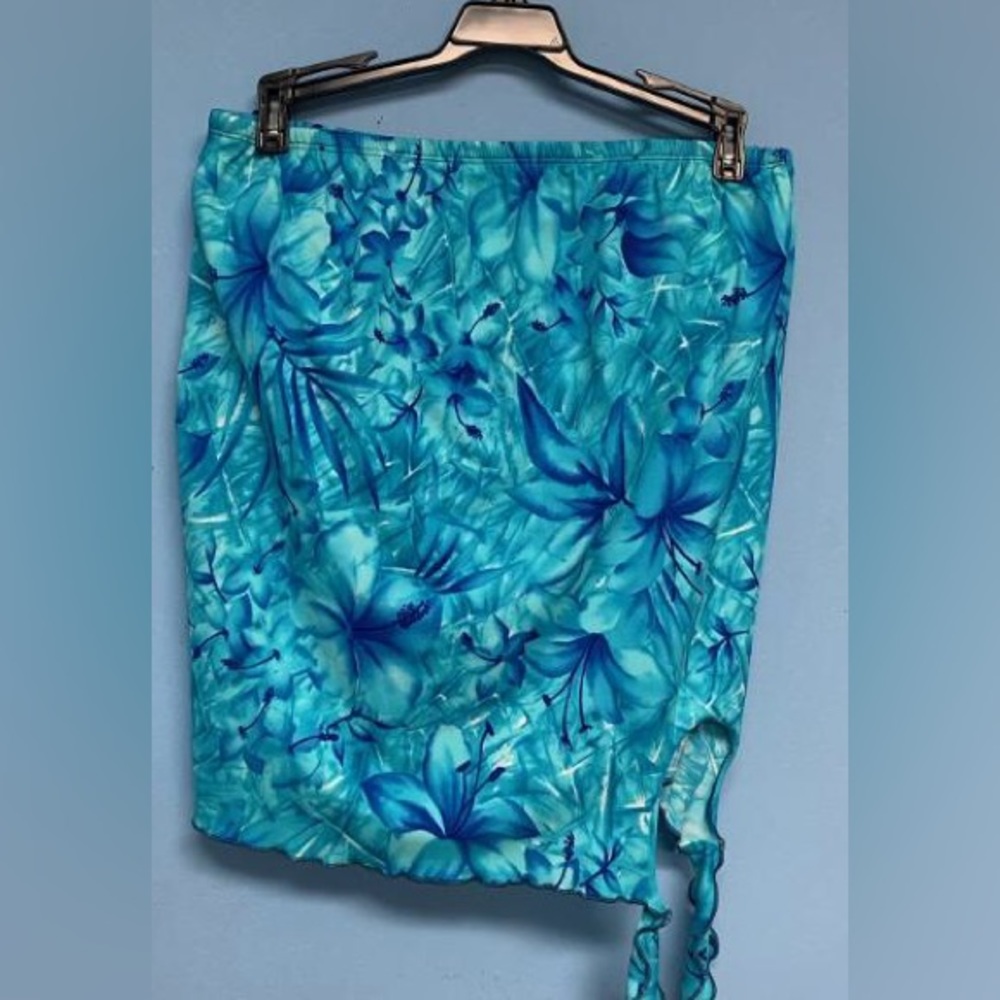 TOP blouson tankini bandeau strapless swimsuit 4339-360 hibiscus aqua blue
